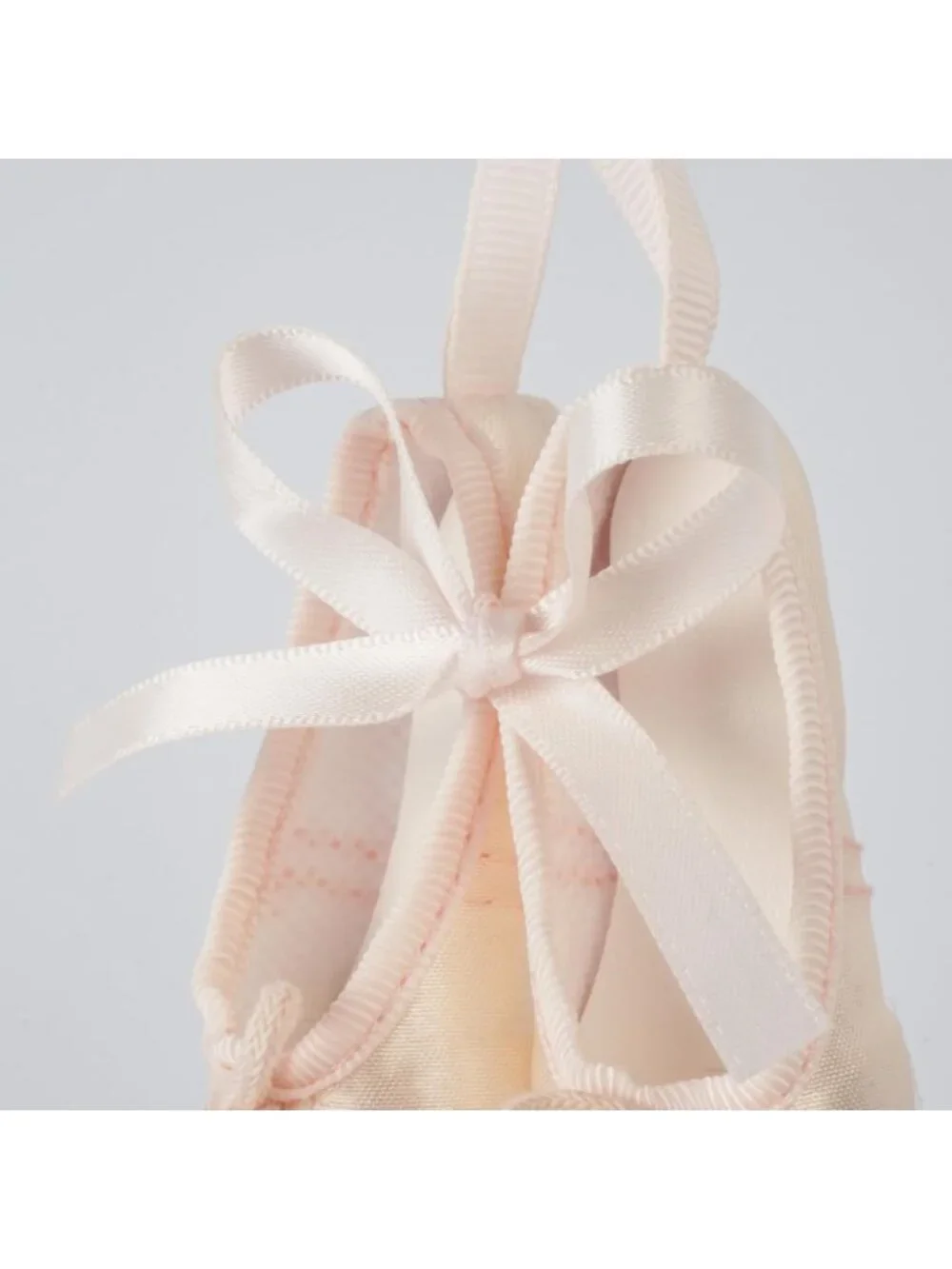 Ballet Pointe Shoe Keychain, Dance Gift, Keyring for Dancers, Dance Accessories
